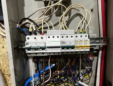 Metal and Gas LLC